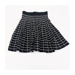 Chelsea & Theodore Black and White Flared Flannel Skirt SZ M